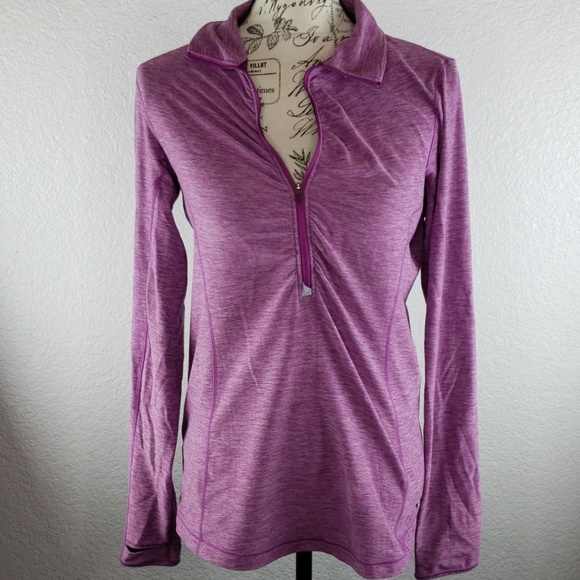 New Balance Tops - New Balance med jogger top pink/white thumb holes